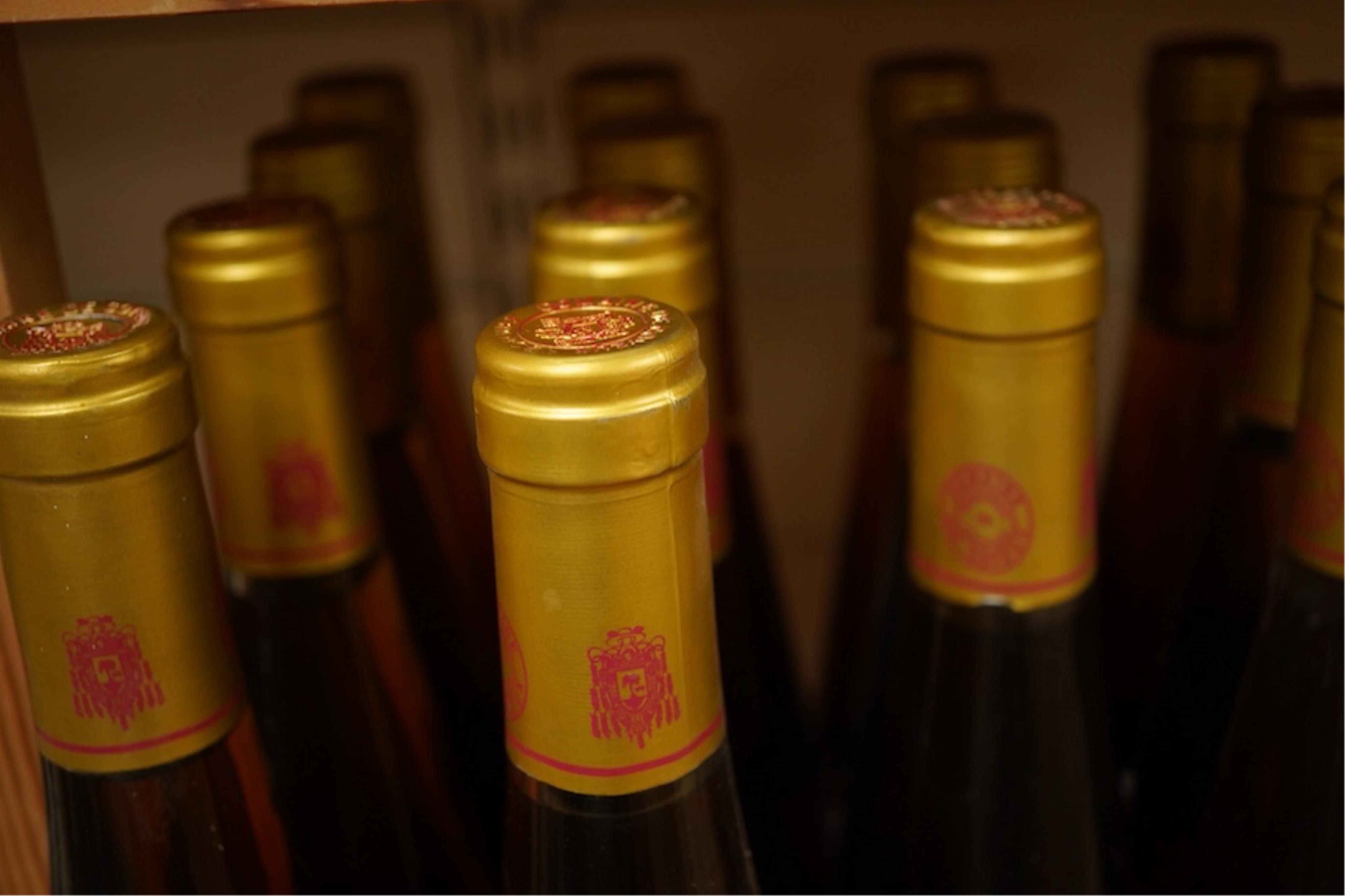 Domaine de Coyeux Muscat de Beaumes de Venise, 1987, seventeen bottles